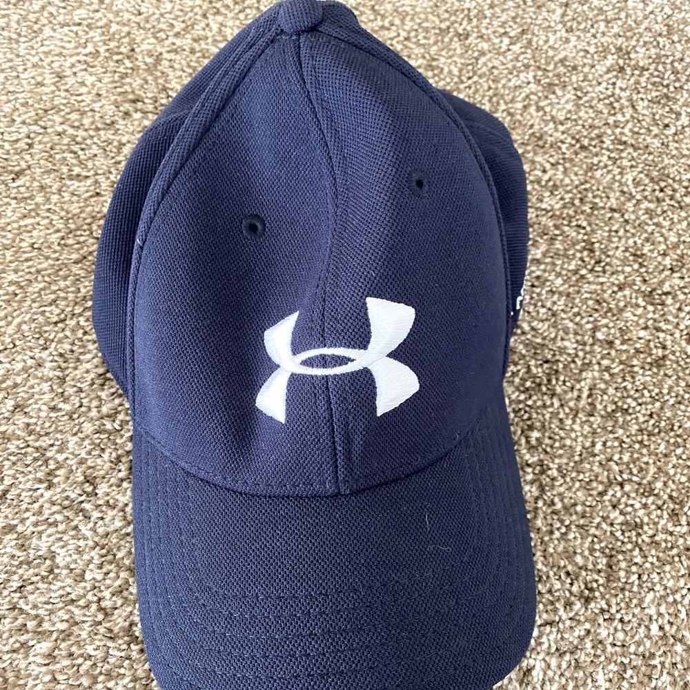 Under Armor Mens fitted cap